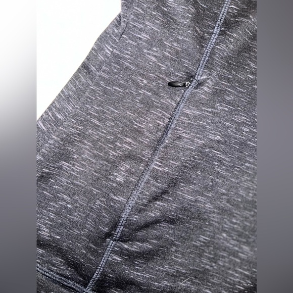 Kyodan Womens Top Athletic Sweatshirt Medium Black Cowl Neck Thumb Hole Pockets - Picture 6 of 8